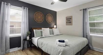 4BR | King Beds + Ping Pong + Darts | Near FIFA
