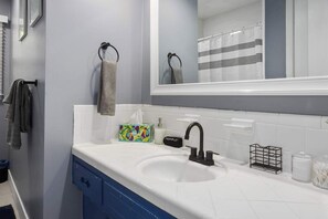 Doccia, asciugacapelli, asciugamani