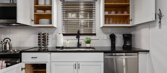 Great Large Home|Fenced Yard|Sleeps11|King Beds