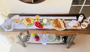 Colazione a buffet inclusa, servita tutte le mattine