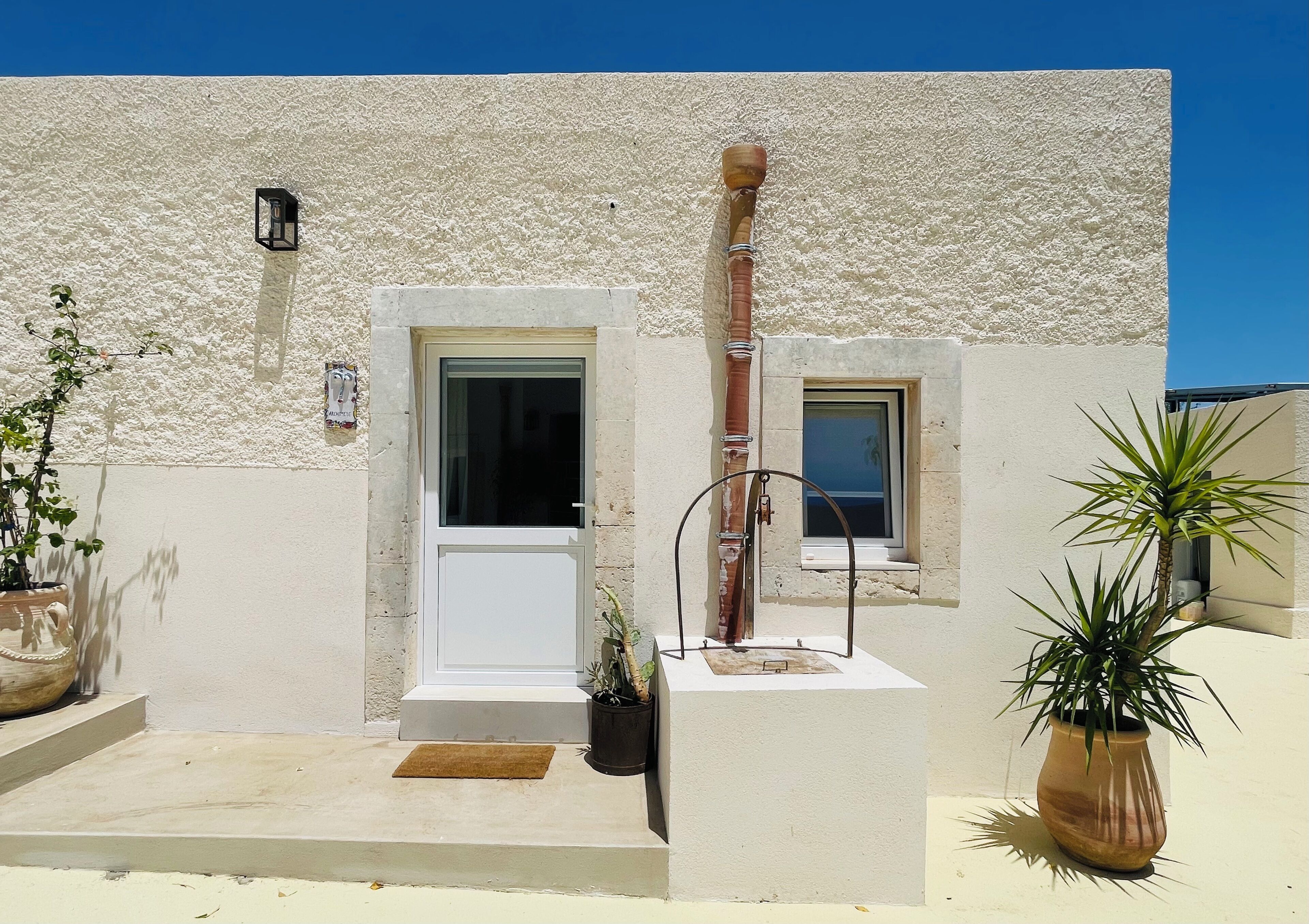 Double Room, Courtyard View | Blackout drapes, soundproofing, iron/ironing board, free WiFi