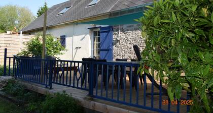 Fermette au calme avec un grand jardin arboré , 10mn de la mer et de Granville