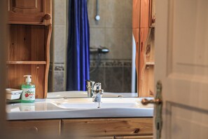 Bathroom - Havnnes Handelssted (Nordreisa)