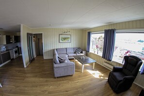 Talo, 4 makuuhuonetta, keittiö, vuoristonäköala | Oleskelualue