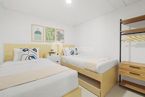 Villa, 4 habitaciones, vista a la montaña | Escritorio y espacio para trabajar con laptop