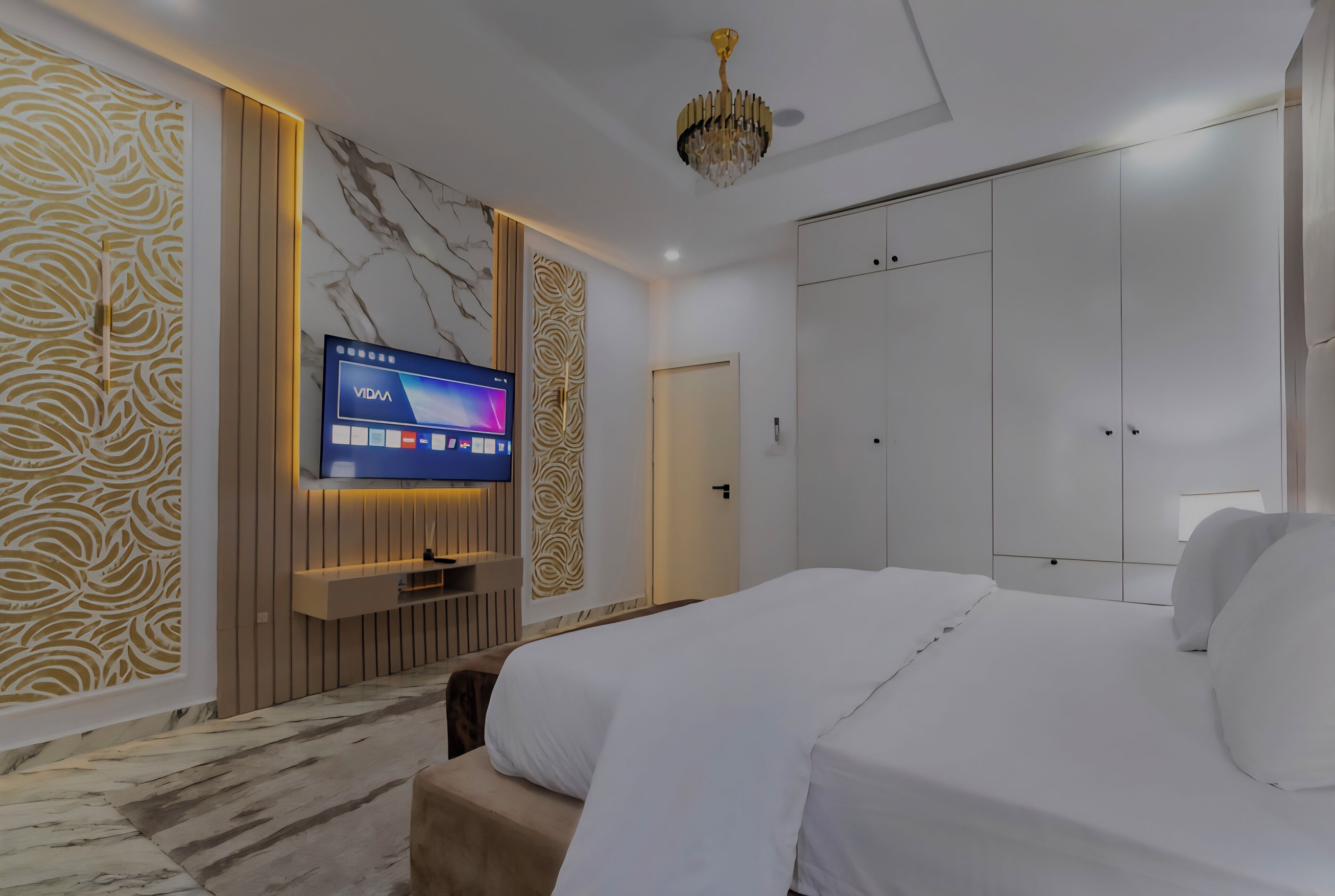 3 quartos, ferros/tábuas de passar roupa, Wi-Fi, roupa de cama