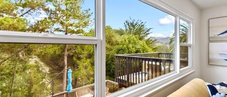 House (4 Bedrooms) | Front of property