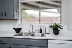 Fridge, microwave, oven, stovetop - Grand Lakes Condo – Renovated 2BR/1.5BA Condo | Near UA (Northport)