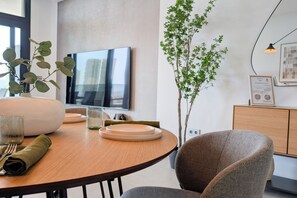 Dining - EAGLE TOWER dream apartment (Benidorm)