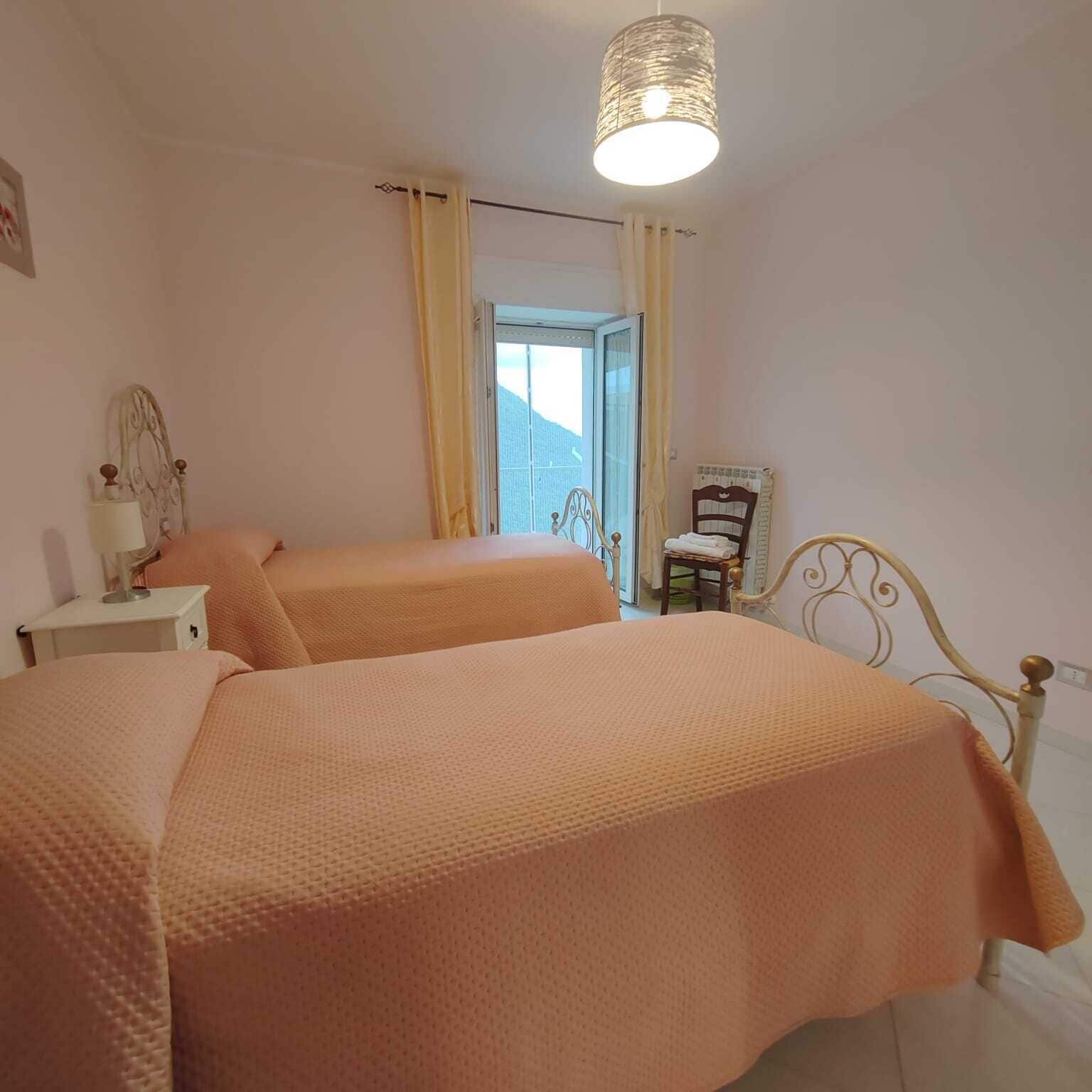 4 soverom, strykejern/-brett, wi-fi og sengetøy