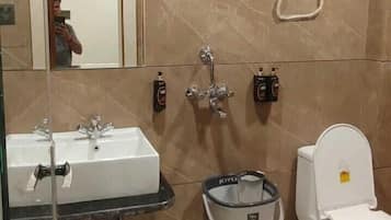 Quarto casal luxo | Banheiro | Sabonete