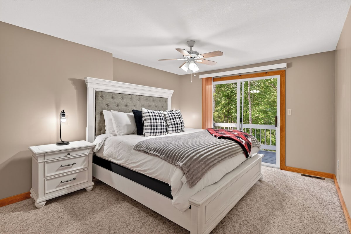 2-Bedroom Townhome