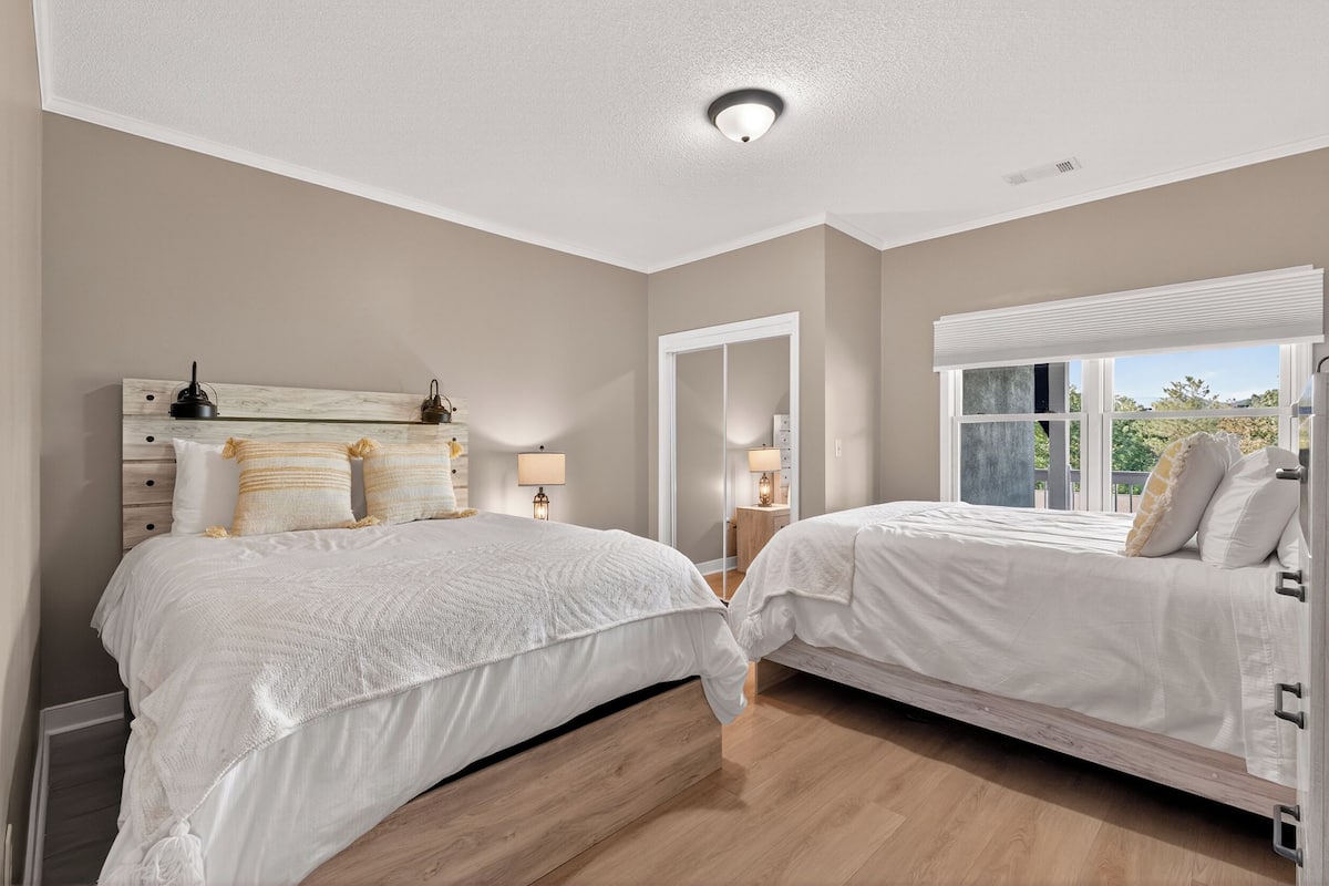 Mountain View Resort Suite