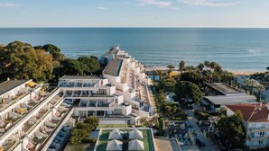 Exterior - Captivating Beachside escape for the Whole Family! Perfect for Vacation (Albufeira)