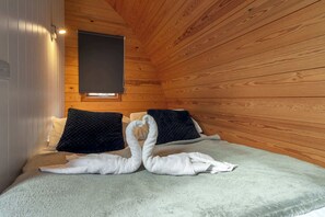1 habitación y ropa de cama