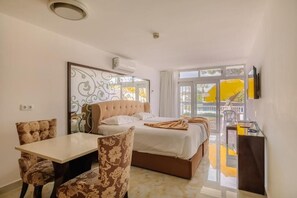 4 chambres, fer et planche à repasser, accès au Wi-Fi (inclus)