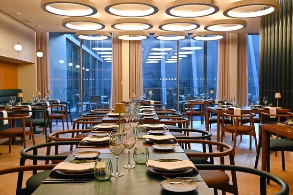 Dining - Where Light Dances & Pools Sparkle—Heart of Lisbon Adventures (Lisboa)