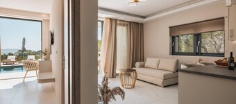 J K Villa With Private Pool