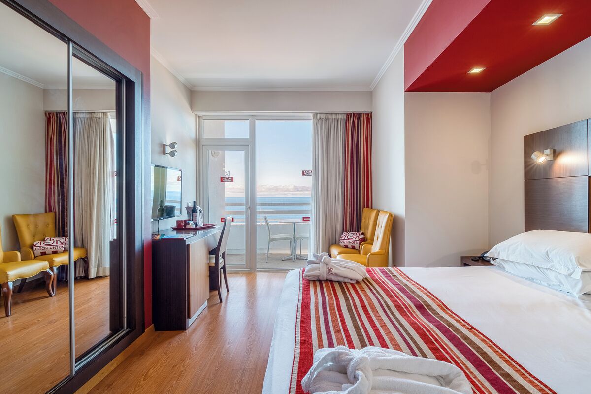 Convenient Stay! Balcony With Sea View, Swimming Pool & Spa, Free Parking! - Funchal