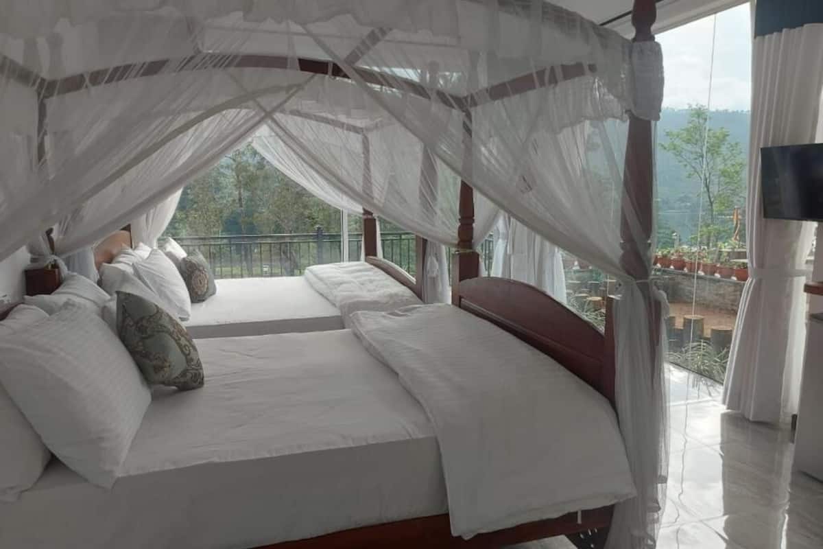 Double Room, Balcony, Lake View | Free WiFi, wheelchair access