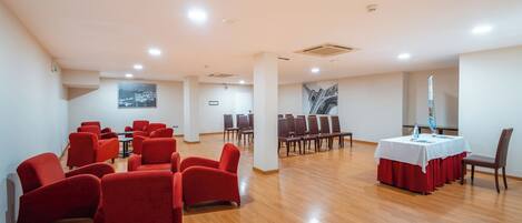 Gather comfortably in a flexible lounge-style event space.