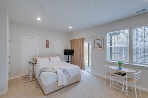 1 chambre, bureau, fer et planche à repasser, Wi-Fi gratuit