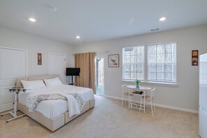 1 غرفة نوم ومكتب ومكواة/لوح كي وواي فاي مجانًا