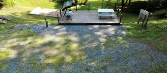 The Cove Site 1 – Full Hookups & Deck