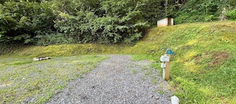 Site 2 – 50 Amp, Water, Sewer & Fire Ring