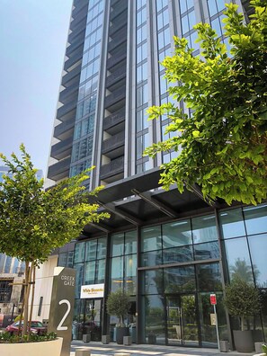 Exterior - PVH - Creek Gate - Stylish 2BR (Dubai)