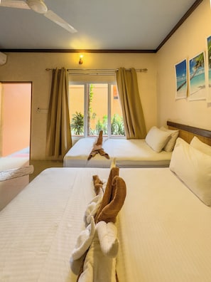 Comfort Double or Twin Room, Courtyard View | In-room safe, desk, laptop workspace, blackout curtains