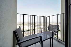 Exterior - PVH - 2BR Golfville Dubai Hills (Dubai)