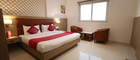 Executive Double Room, City View | Egyptian cotton sheets, premium bedding, down comforters