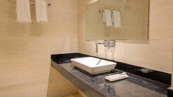 Rainfall showerhead, free toiletries, hair dryer, slippers
