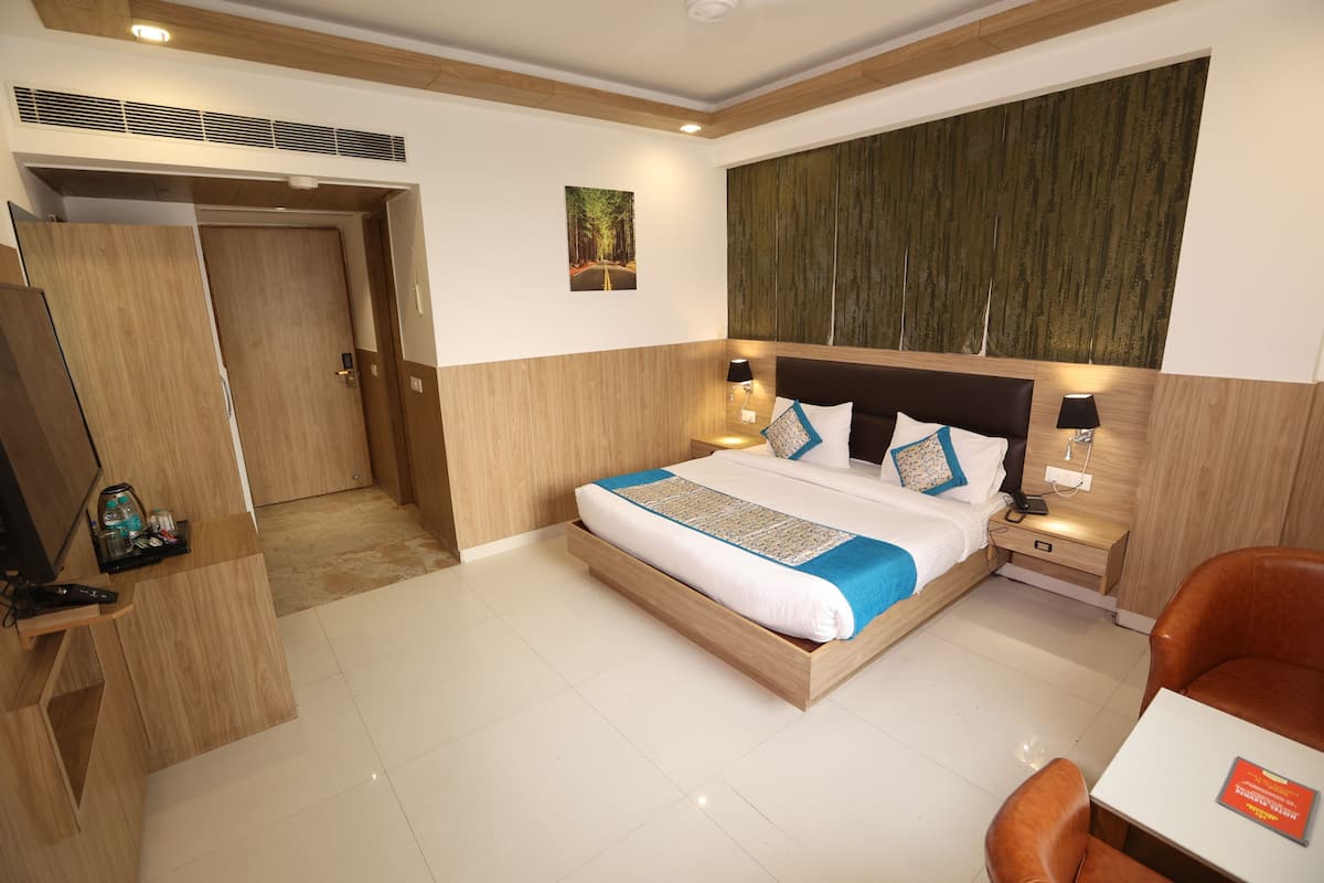 Egyptian cotton sheets, premium bedding, down duvets, memory-foam beds