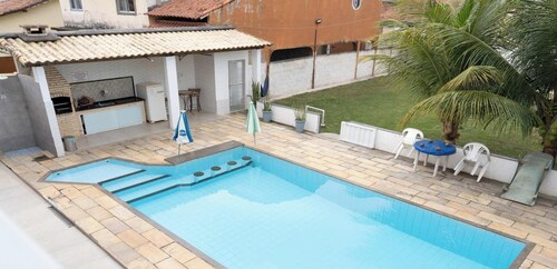 Casa em Iguaba Grande com piscina 350m da Lagoa