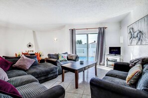 Villa (4 Bedrooms) | Interior