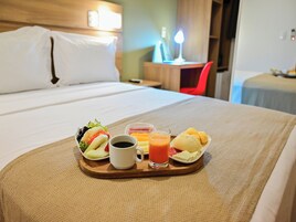 Minibar, in-room safe, free WiFi, bed sheets