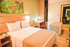 Habitación doble superior | Minibar, caja fuerte, wifi gratis y ropa de cama