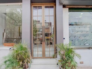 House | Reception