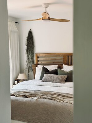 WiFi, bed sheets