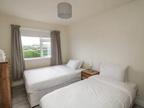 2 bedrooms, individually decorated, individually furnished, free WiFi