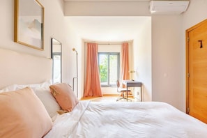 2 Schlafzimmer, Schreibtisch, Bügeleisen/Bügelbrett, kostenloses WLAN