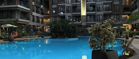 Udendørs pool