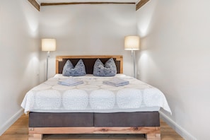 1 habitación, wifi y ropa de cama