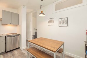 Dining - This house is a 0 bedroom(s), 1 bathrooms, located in Abilene, TX. (Abilene)