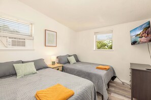 2 Schlafzimmer, Bügeleisen/Bügelbrett, kostenloses WLAN