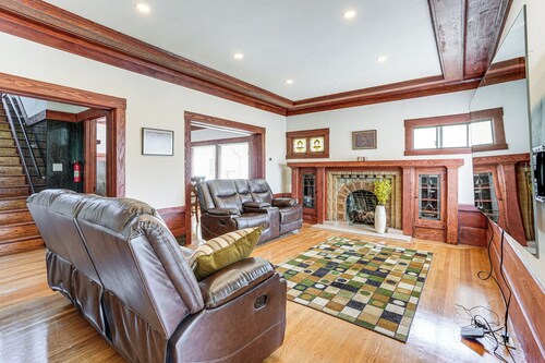 Stroll to SF Bay Beaches! Cozy Home in Alameda