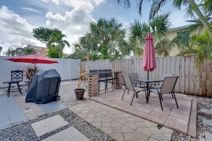Interior - Walk to Redington Beach: Renovated Duplex w/ Patio (Redington Shores)