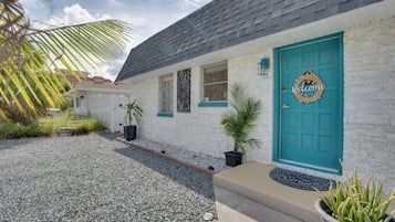 ํ์ฐ์ค (2 Bedrooms) | ๋ด๋ถ